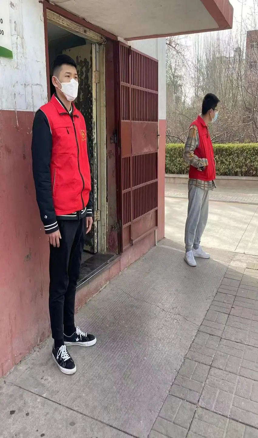 1.jpg 1.jpg