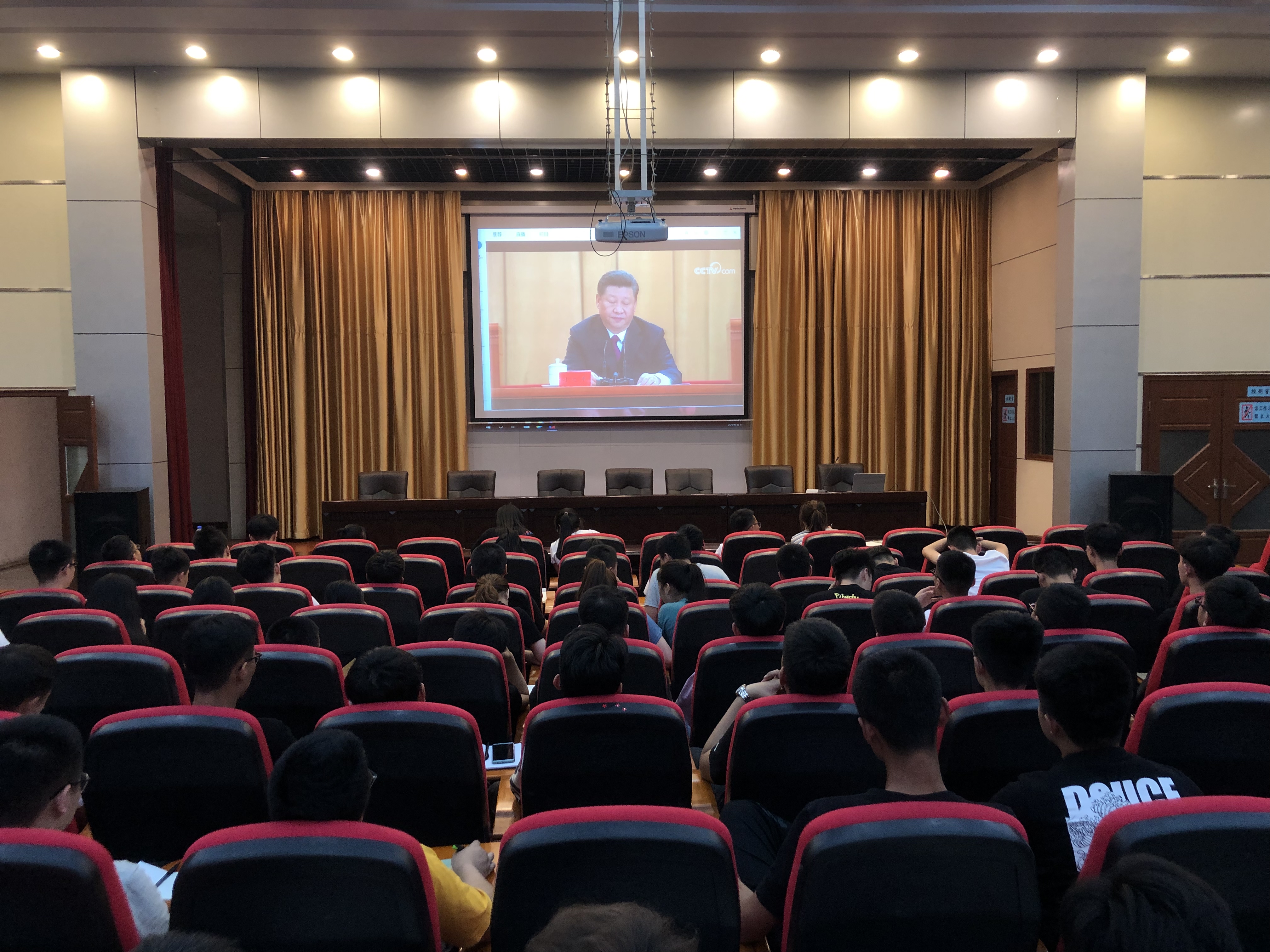 微信图片_20190520151950.jpg 微信图片_20190520151950.jpg
