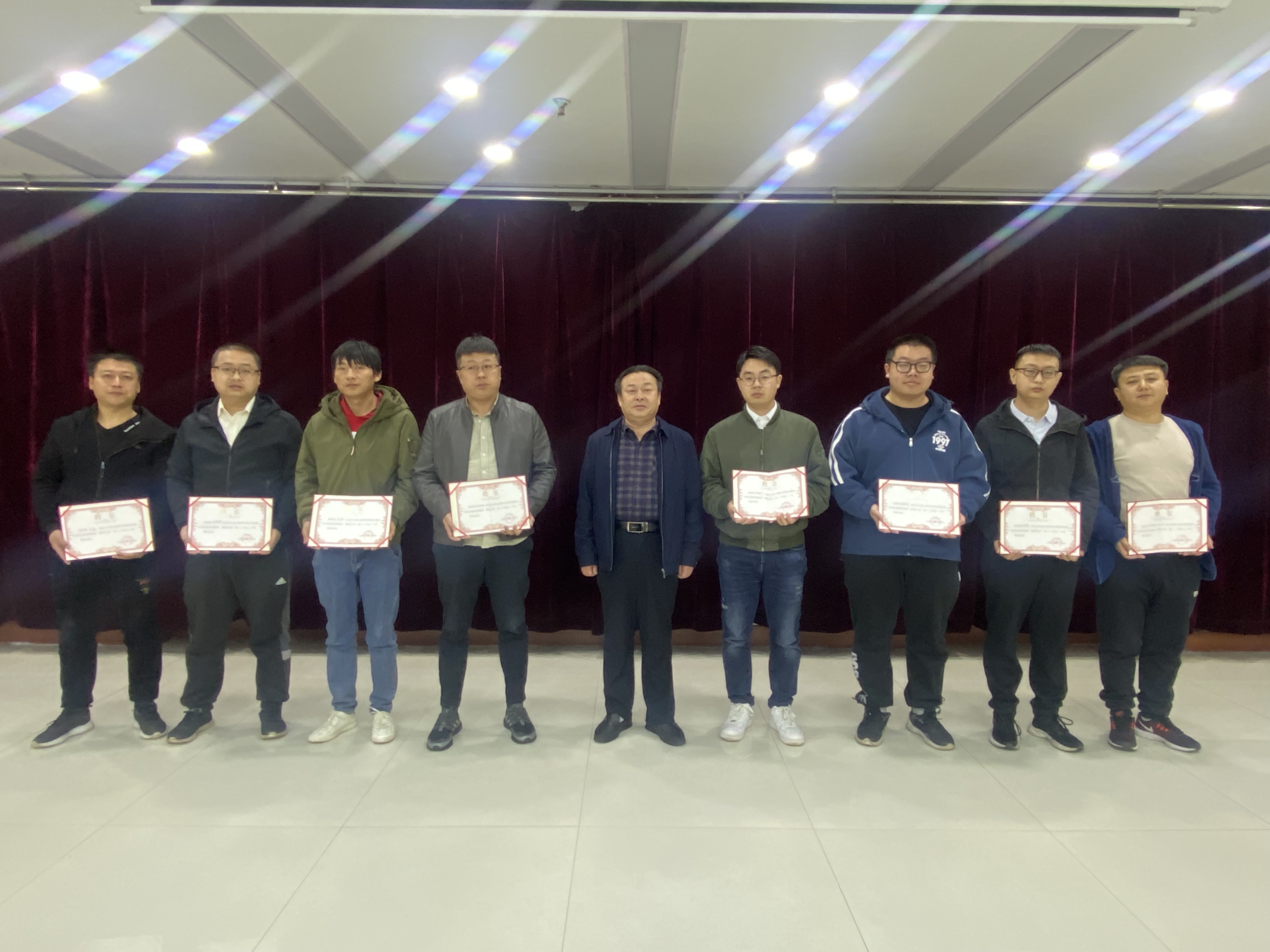 32校企合作 协同育人《思想道德与法治》集体备课会 颁发聘书.jpg