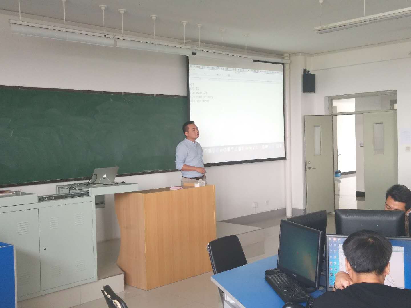 微信图片_20180621202219.jpg 微信图片_20180621202219.jpg