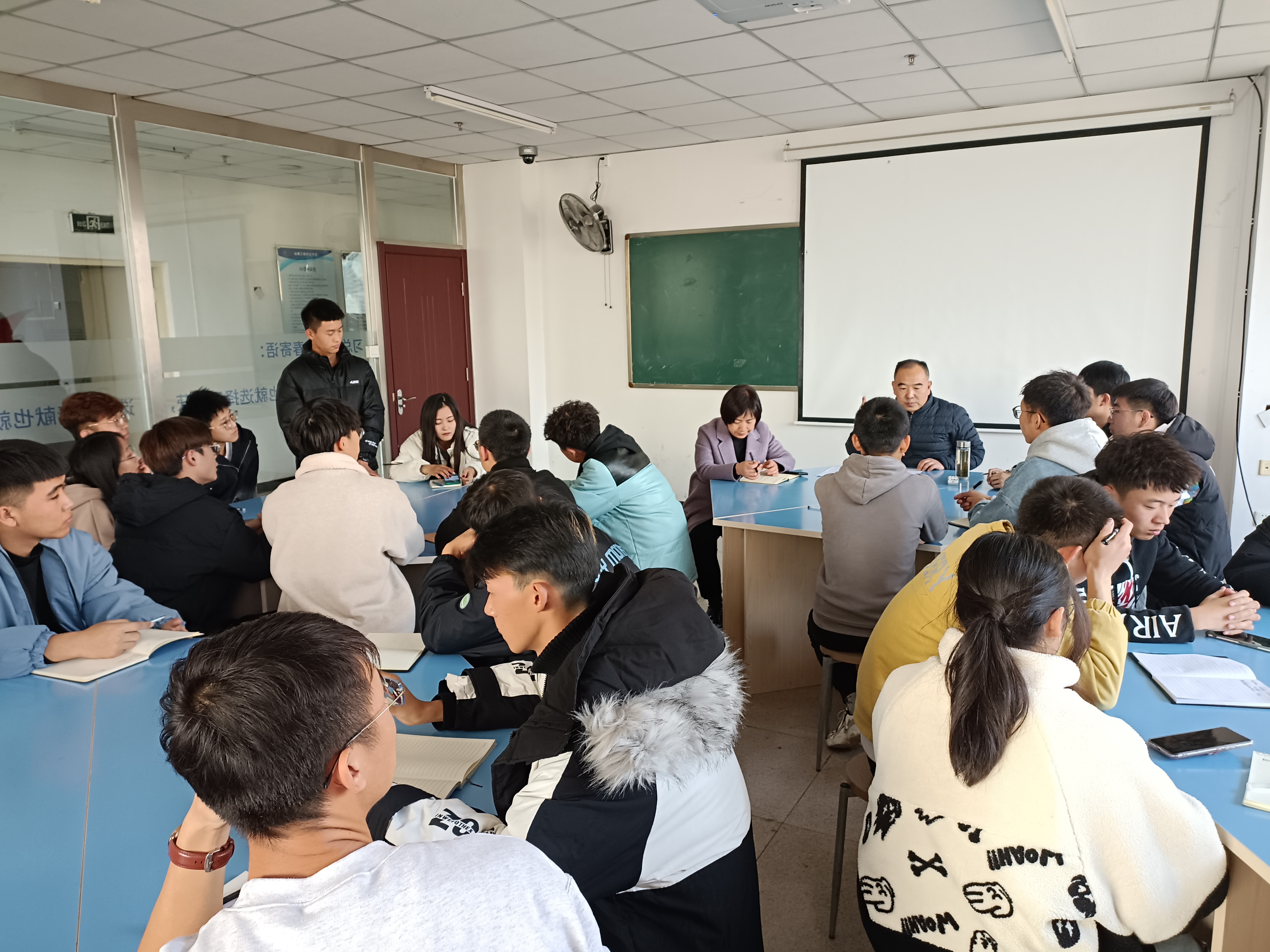 118087de687afc62926d655b833a24d.jpg 118087de687afc62926d655b833a24d.jpg