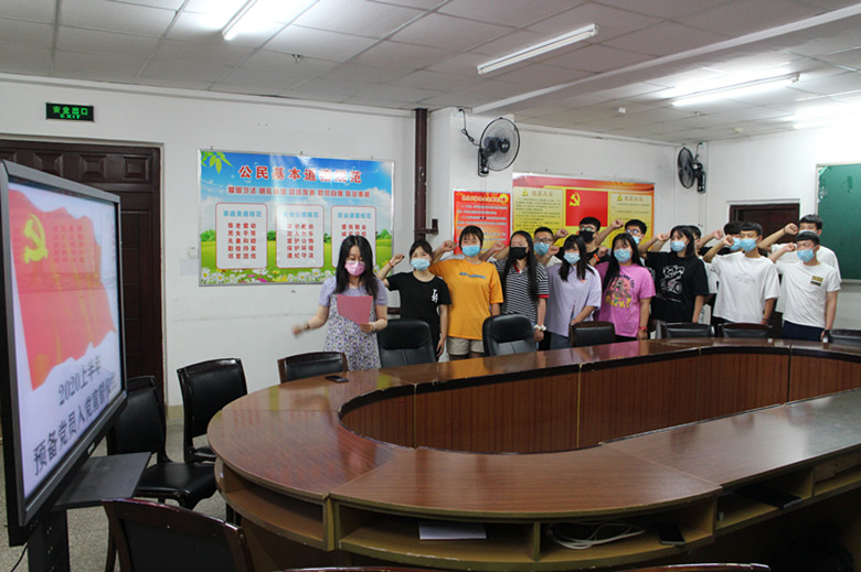 IMG_9869_副本.jpg IMG_9869_副本.jpg